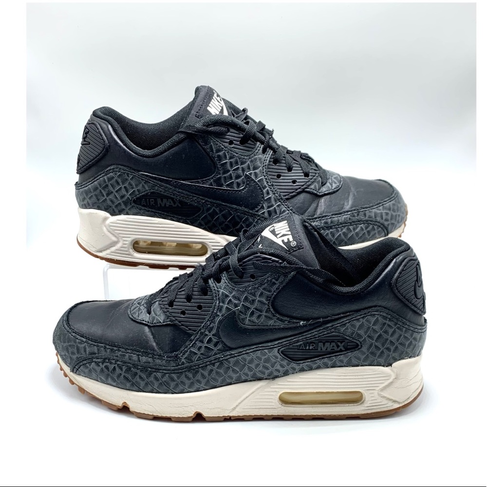 Women’s Nike Air Max 90 SE - Picture 1 of 13